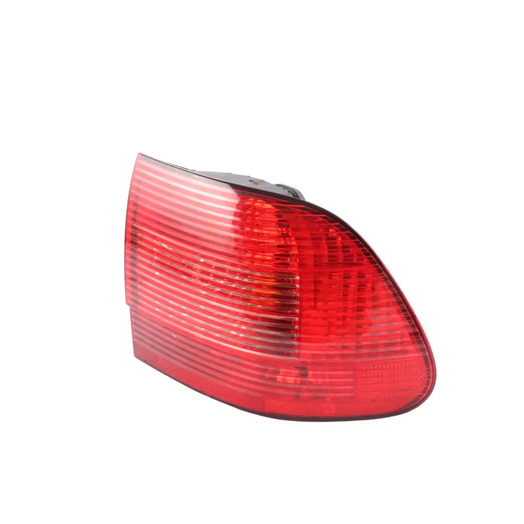 Side Tail Lamp Light Taillight Rear Right O/S to Porsche Cayenne 9PA with Part number 95563148602 Porsche Cayenne 9PA Side Tail Lamp Light Taillight Rear Right O/S - SKU 95563148602 - Part number 95563148602