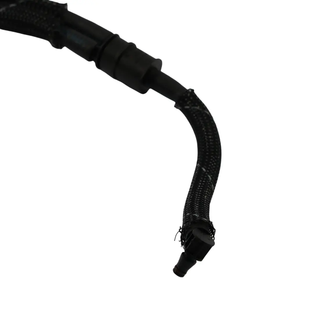 Kraftstoffschlauchleitung Rohr für Porsche MACAN S 95B 3.0 TDI mit Teilenummer 95811021813 Porsche MACAN S 95B 3.0 TDI Kraftstoffschlauchleitung Rohr - SKU 95811021813 - Teilenummer 95811021813