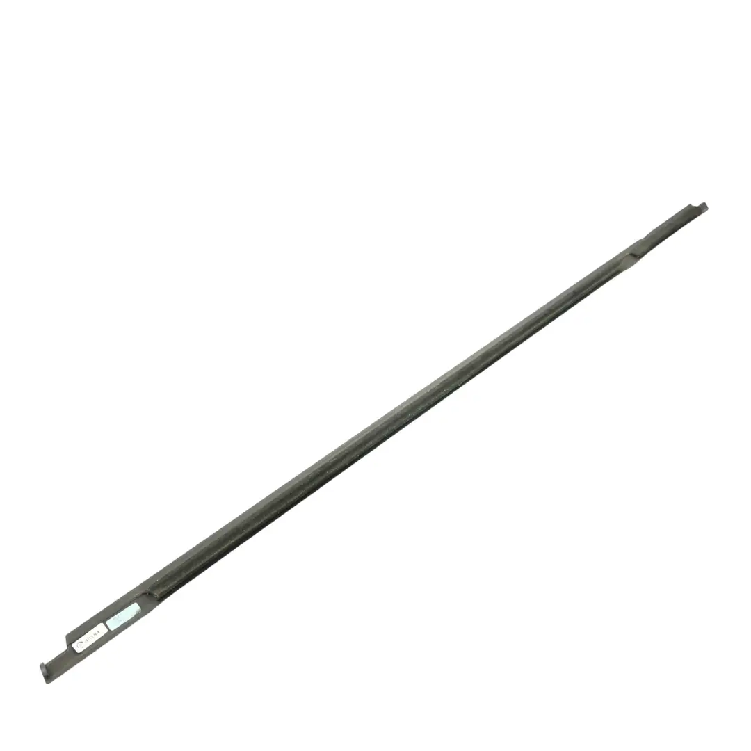 Porsche Cayenne 92A Dichtungsstreifen Tür Fenster Vorne Rechts 7P0837478F - SKU 95855947612 - Teilenummer 95855947612