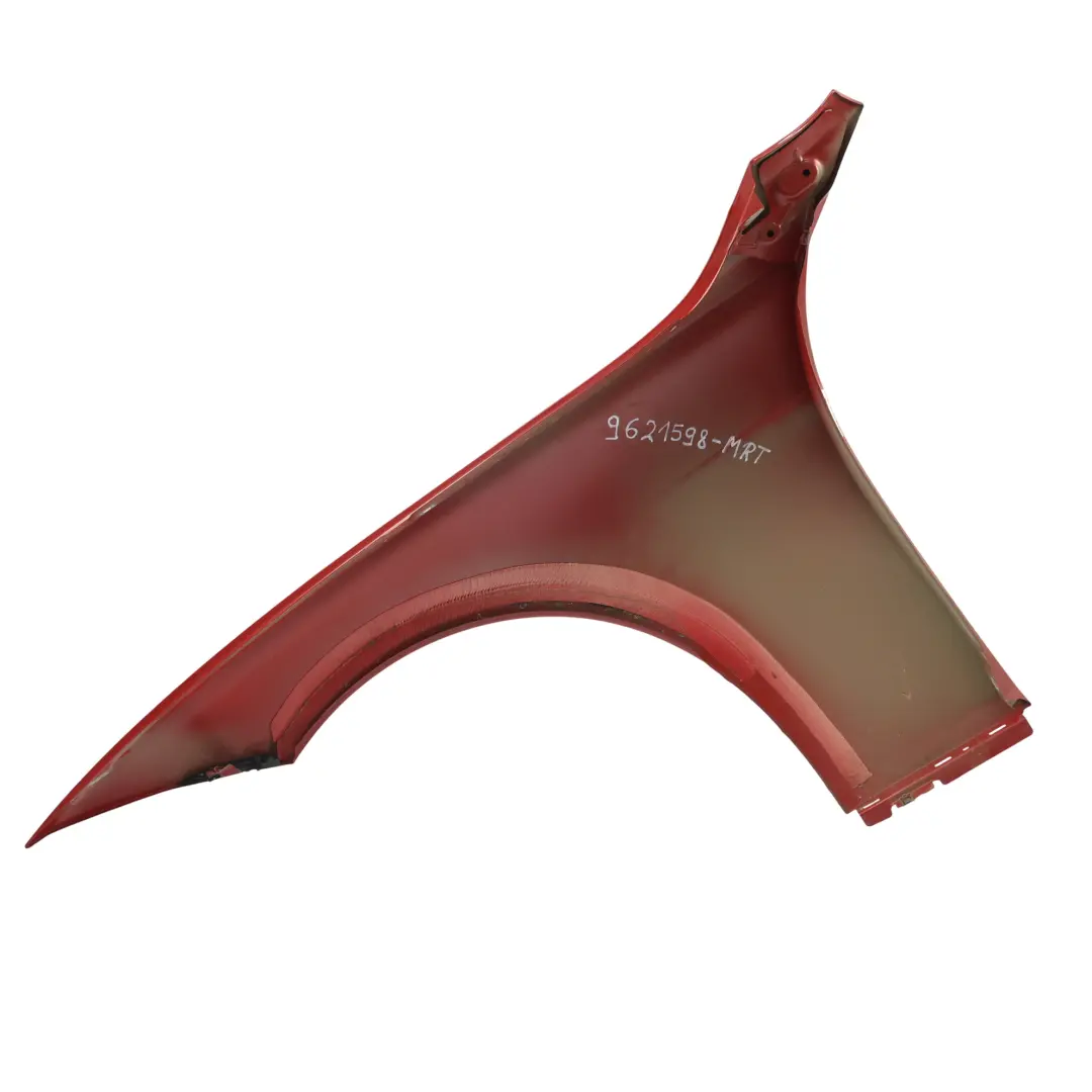 Pannello laterale parafango anteriore destro Melbourne Rot Red - A75 per BMW F30 F31 con numero di parte 9621598 BMW F30 F31 Pannello laterale parafango anteriore destro Melbourne Rot Red - A75 - SKU 9621598-MRT - Numero di parte 9621598