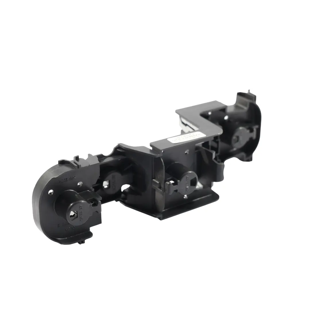 Uchwyt Gniazdo Żarówek Lampy Tylnej Lewy Prawy Tył do Mini R60 o numerze 9806879 Mini R60 Uchwyt Gniazdo Żarówek Lampy Tylnej Lewy Prawy Tył - SKU 9806879 - Numer Części 9806879