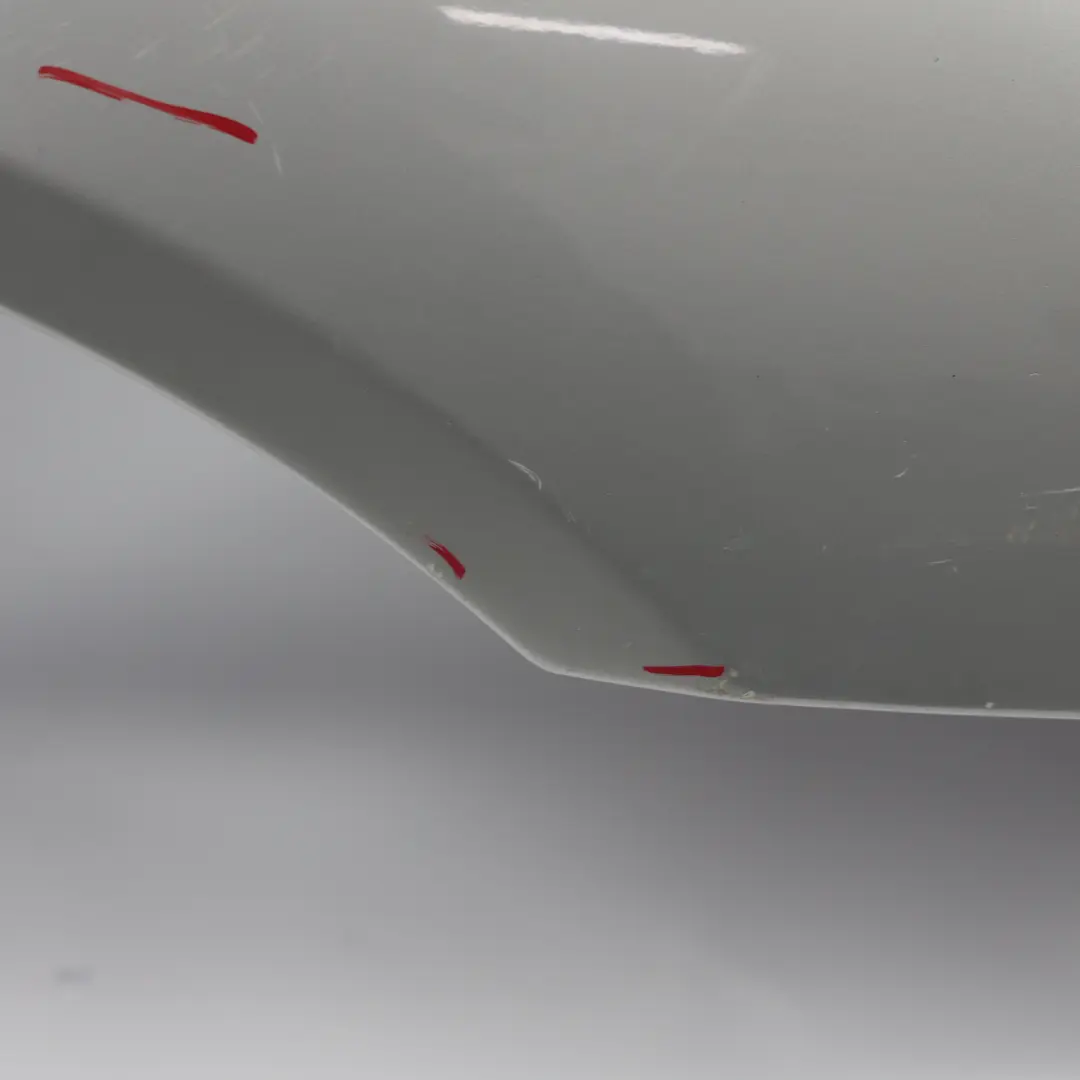 Pannello Laterale Anteriore Destro Argento Artico - 92T per Porsche Cayman 987 con numero di parte 98750303202 Porsche Cayman 987 Pannello Laterale Anteriore Destro Argento Artico - 92T - SKU 98750303202-ARS - Numero di parte 98750303202