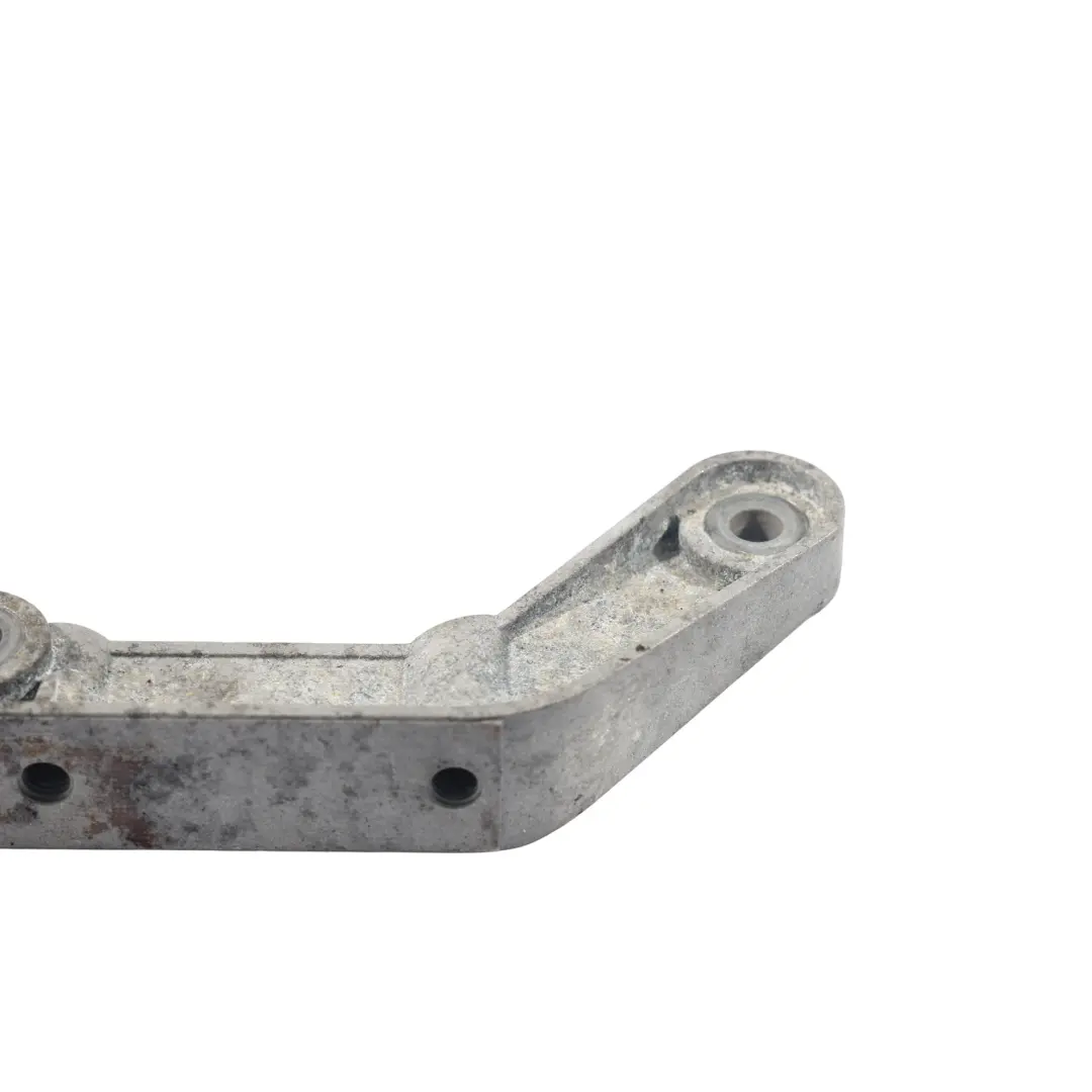 Support Fixation Moteur 99610412600 pour Porsche Carrera 996 à propos du numéro de pièce 99610412602 Porsche Carrera 996 Support Fixation Moteur 99610412600 - SKU 99610412602 - Numéro de pièce 99610412602