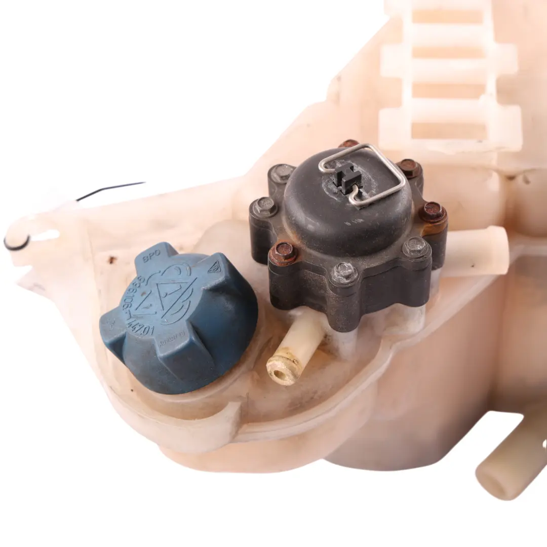 Water Coolant ExpansionTank Reservoir 99610615701 to Porsche Carrera 996 with Part number 99610605703 Porsche Carrera 996 Water Coolant ExpansionTank Reservoir 99610615701 - SKU 99610605703 - Part number 99610605703