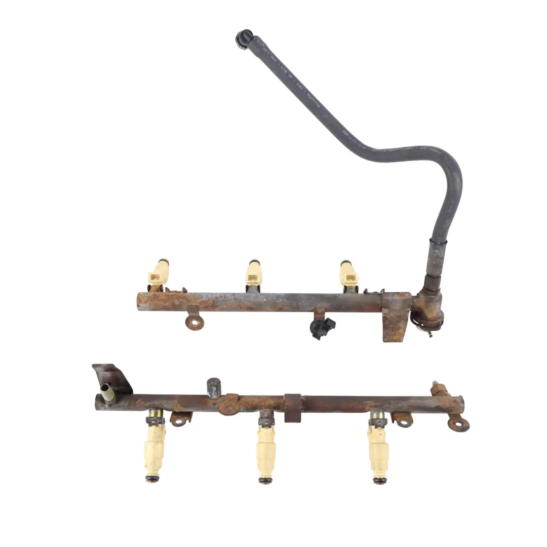 Porsche Boxster 986 Injecteur De Rampe Injection Moteur Essence 2.7 - SKU 99611003631 - Numéro de pièce 99611003631