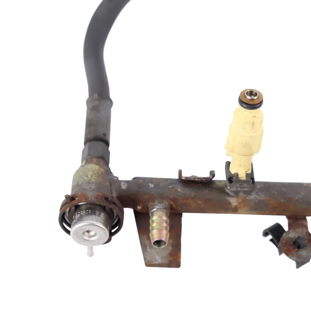 Rail Injector 2.7 Petrol Engine to Porsche Boxster 986 Injection Fuel with Part number 99611003631 Porsche Boxster 986 Injection Fuel Rail Injector 2.7 Petrol Engine - SKU 99611003631 - Part number 99611003631