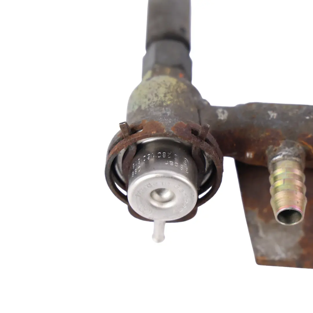 Porsche Boxster 986 Injecteur De Rampe Injection Moteur Essence 2.7 - SKU 99611003631 - Numéro de pièce 99611003631