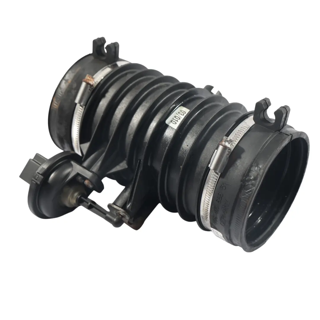 Conduit Admission Air Essence 9603 pour Porsche Carrera 996 à propos du numéro de pièce 99611012053 Porsche Carrera 996 Conduit Admission Air Essence 9603 - SKU 99611012053 - Numéro de pièce 99611012053