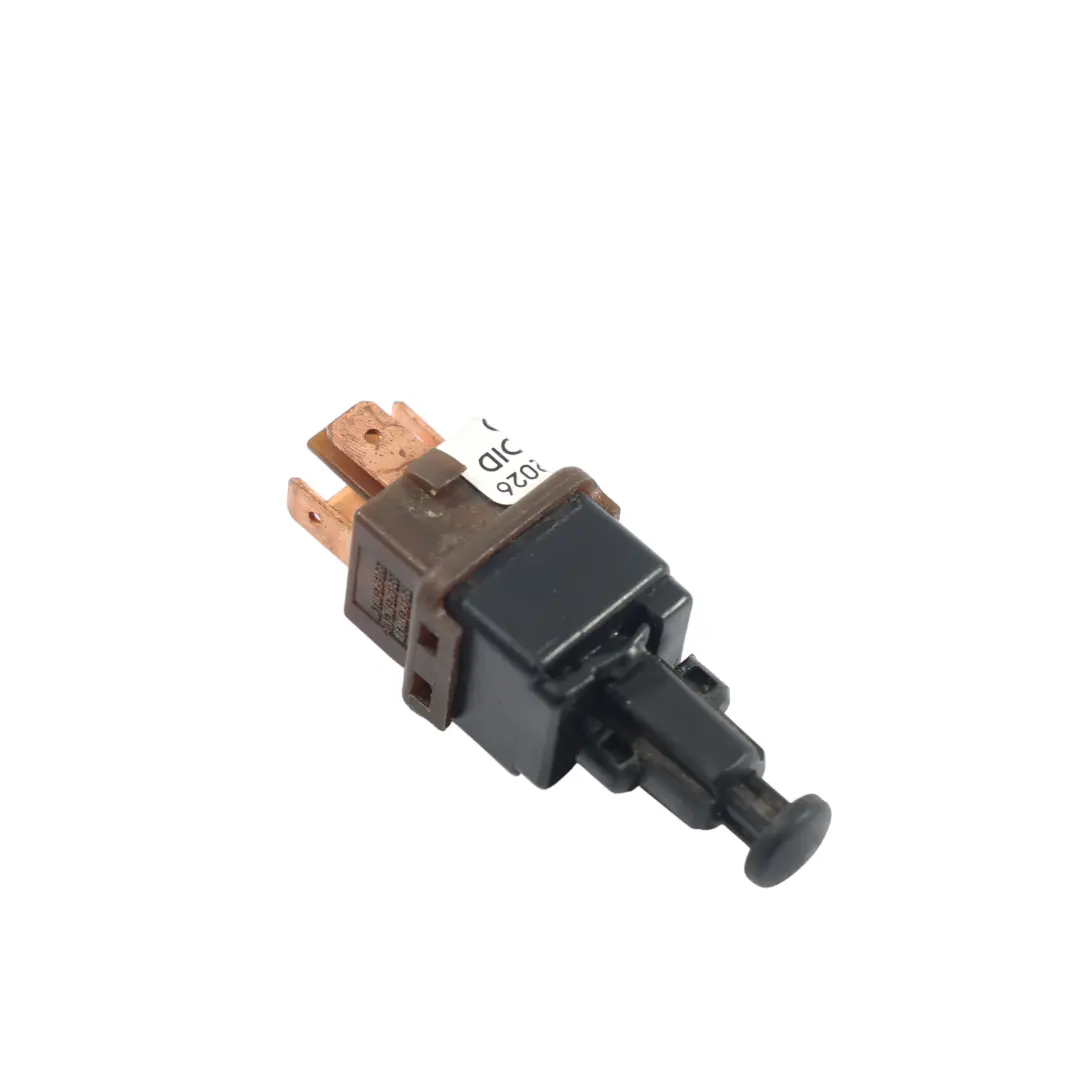 Sensor Interruptor Luz Pedal Freno para Porsche Carrera 996 con número de pieza 99661311101 Porsche Carrera 996 Sensor Interruptor Luz Pedal Freno - SKU 99661311101 - Número de pieza 99661311101