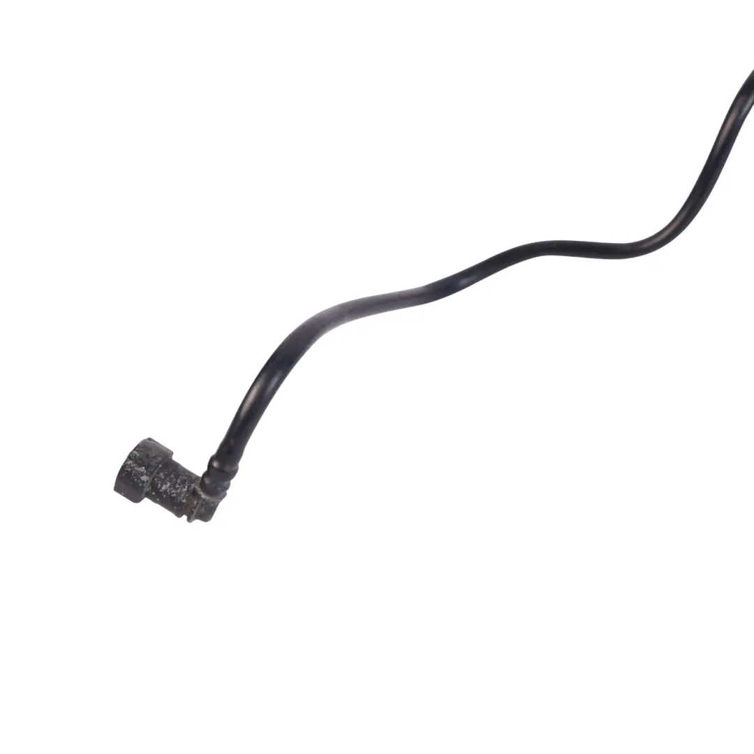 Przewód Wąż Płynu Chłodzącego Prawy do Porsche 911 Cayman 987 997 o numerze 99710676602 Porsche 911 Cayman 987 997 Przewód Wąż Płynu Chłodzącego Prawy - SKU 99710676602 - Numer Części 99710676602