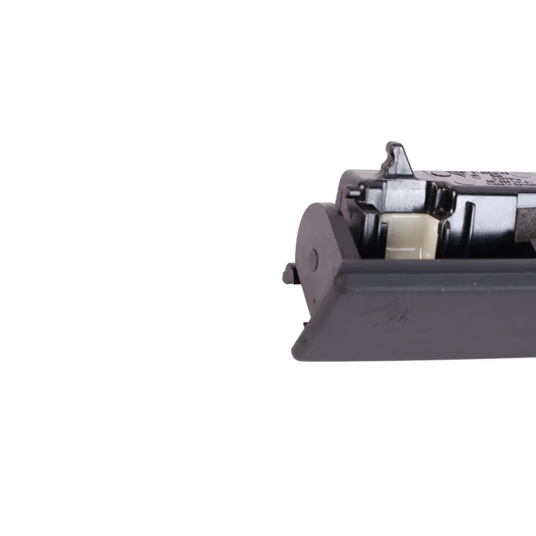 Consola Central Cenicero Toma Corriente 12V Negro para Porsche Cayman 987 con número de pieza 99755314102 Porsche Cayman 987 Consola Central Cenicero Toma Corriente 12V Negro - SKU 99755314102 - Número de pieza 99755314102