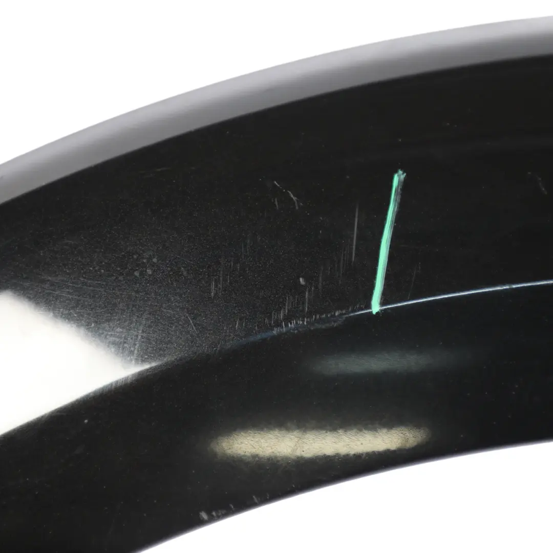 Land Rover Discovery L319 Front Wheel Moulding Right O/S Santorini Black - 820 - SKU LR010631-SAB1 - Part number LR010631