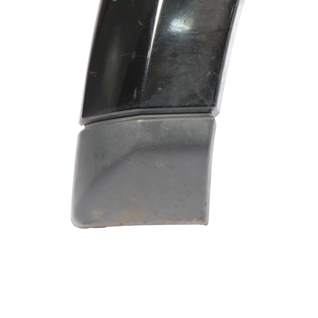 Land Rover Discovery L319 Front Wheel Moulding Right O/S Santorini Black - 820 - SKU LR010631-SAB1 - Part number LR010631