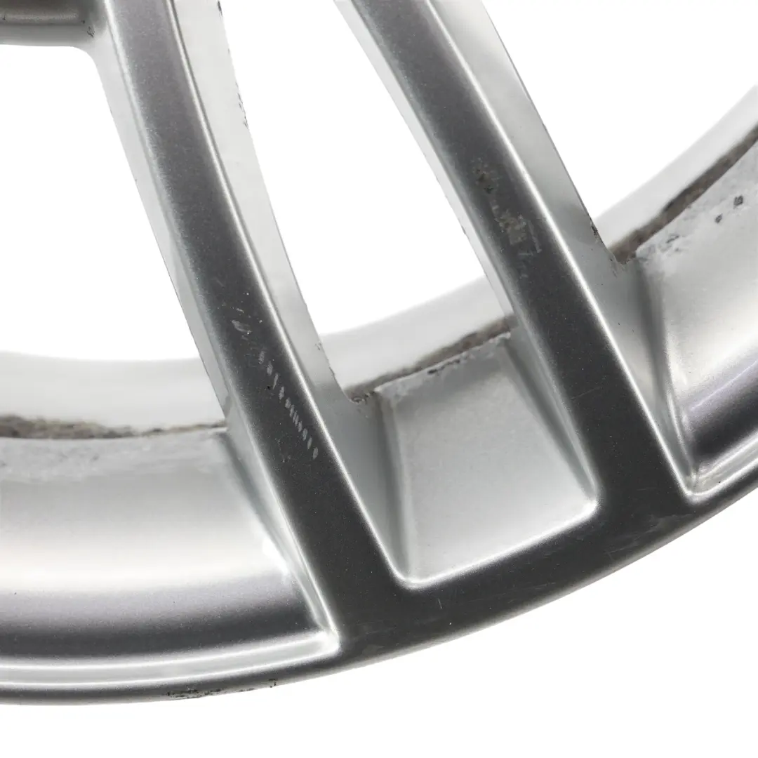 Jante Alliage Argentée 19" 8J ET:57 pour Land Rover Range Rover L322 à propos du numéro de pièce 9H42-1007-ABW Land Rover Range Rover L322 Jante Alliage Argentée 19" 8J ET:57 - SKU 9H42-1007-ABW-2 - Numéro de pièce 9H42-1007-ABW