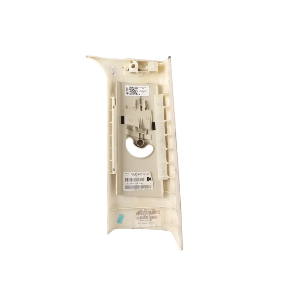 C-Pillar Moulding Seat Belt Guide Left N/S to Range Rover L322 Rear with Part number 9H42-243W11-AB Range Rover L322 Rear C-Pillar Moulding Seat Belt Guide Left N/S - SKU 9H42-243W11-AB - Part number 9H42-243W11-AB