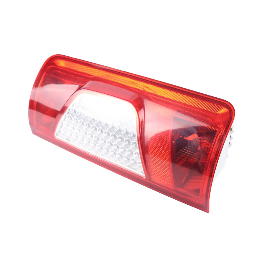 Lampa Prawy Tył do Ford Transit Connect o numerze 9T1613404AC Ford Transit Connect Lampa Prawy Tył - SKU 9T1613404AC - Numer Części 9T1613404AC