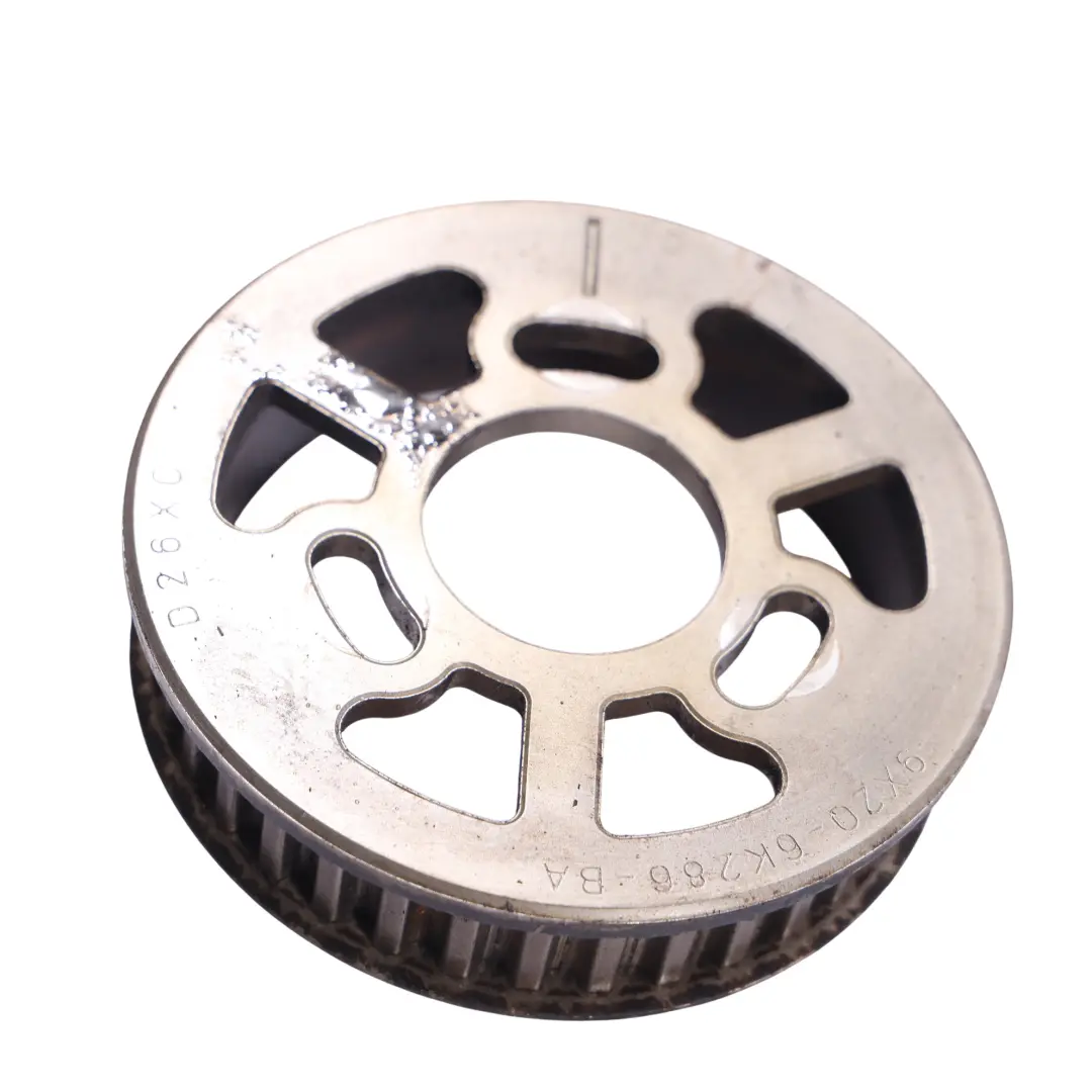 AJV6D TDV6 Puleggia cinghia albero a camme per Jaguar XF X250 3.0 con numero di parte 9X2Q-6K286-BA Jaguar XF X250 3.0 AJV6D TDV6 Puleggia cinghia albero a camme - SKU 9X2Q-6K286-BA - Numero di parte 9X2Q-6K286-BA