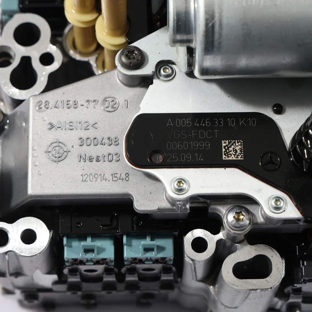 Gearbox Mechatronic Transmission Control to Mercedes W176 Automatic with Part number A0002702700 Mercedes W176 Automatic Gearbox Mechatronic Transmission Control - SKU A0002702700 - Part number A0002702700