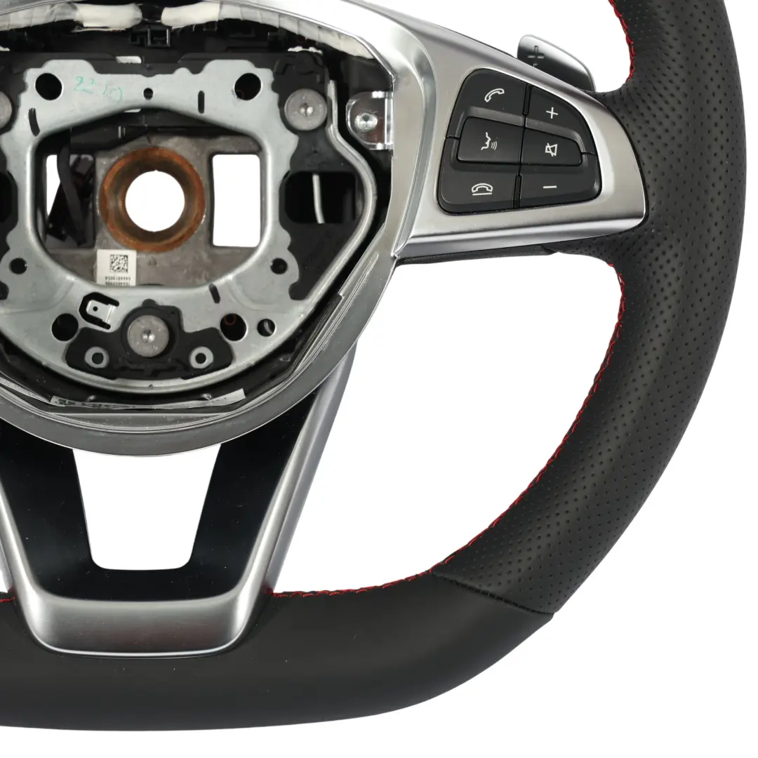 Cuero Negro Fondo Plano para Mercedes X156 C117 Volante con número de pieza A0004606312 Mercedes X156 C117 Volante Cuero Negro Fondo Plano - SKU A0004606312-1 - Número de pieza A0004606312