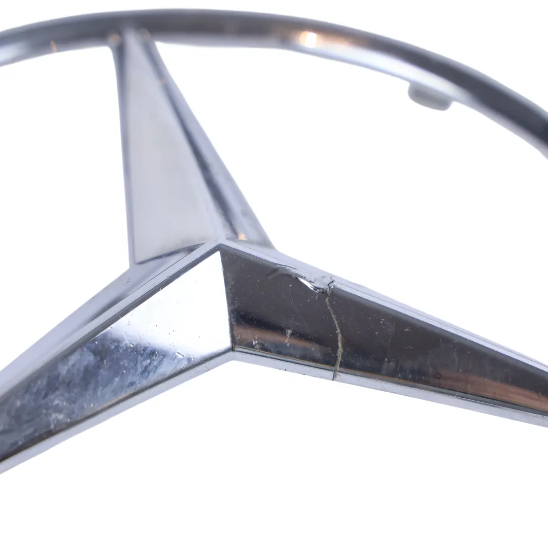Emblème Avant Logo Étoile Calandre Chromée pour Mercedes W176 W212 W246 à propos du numéro de pièce A0008171016 Mercedes W176 W212 W246 Emblème Avant Logo Étoile Calandre Chromée - SKU A0008171016-1 - Numéro de pièce A0008171016
