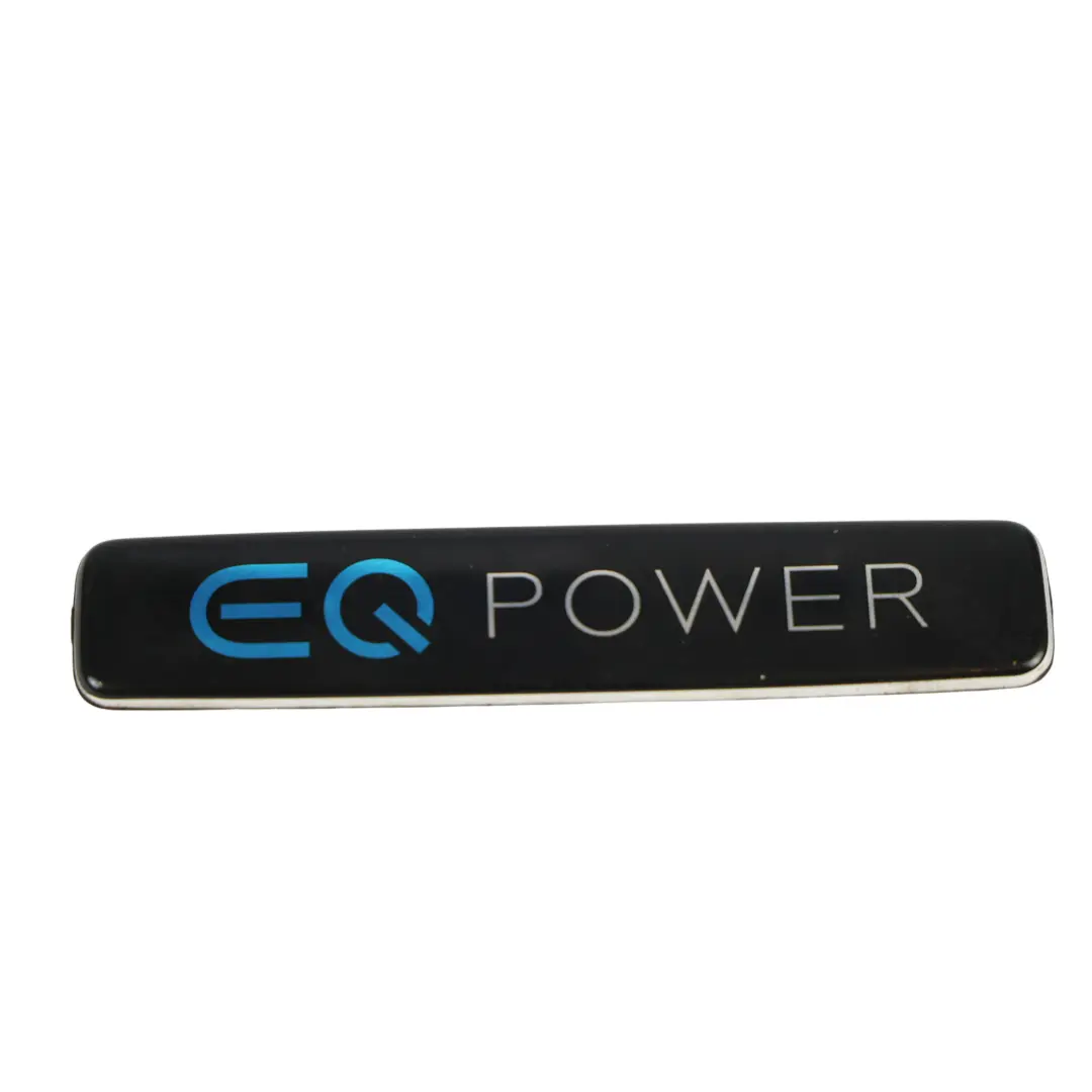 Emblema Lateral EQ Power Delantero Izquierdo Derecho para Mercedes W205 con número de pieza A0008178601 Mercedes W205 Emblema Lateral EQ Power Delantero Izquierdo Derecho - SKU A0008178601 - Número de pieza A0008178601