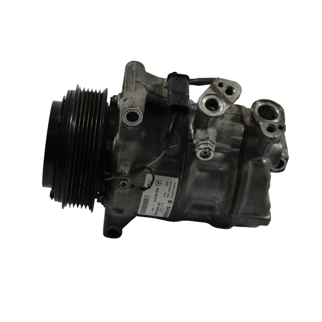 Klimaanlage Klima Anlage A/C Einheit Kompressor für Mercedes W205 W447 mit Teilenummer A0008303801 Mercedes W205 W447 Klimaanlage Klima Anlage A/C Einheit Kompressor - SKU A0008303801 - Teilenummer A0008303801