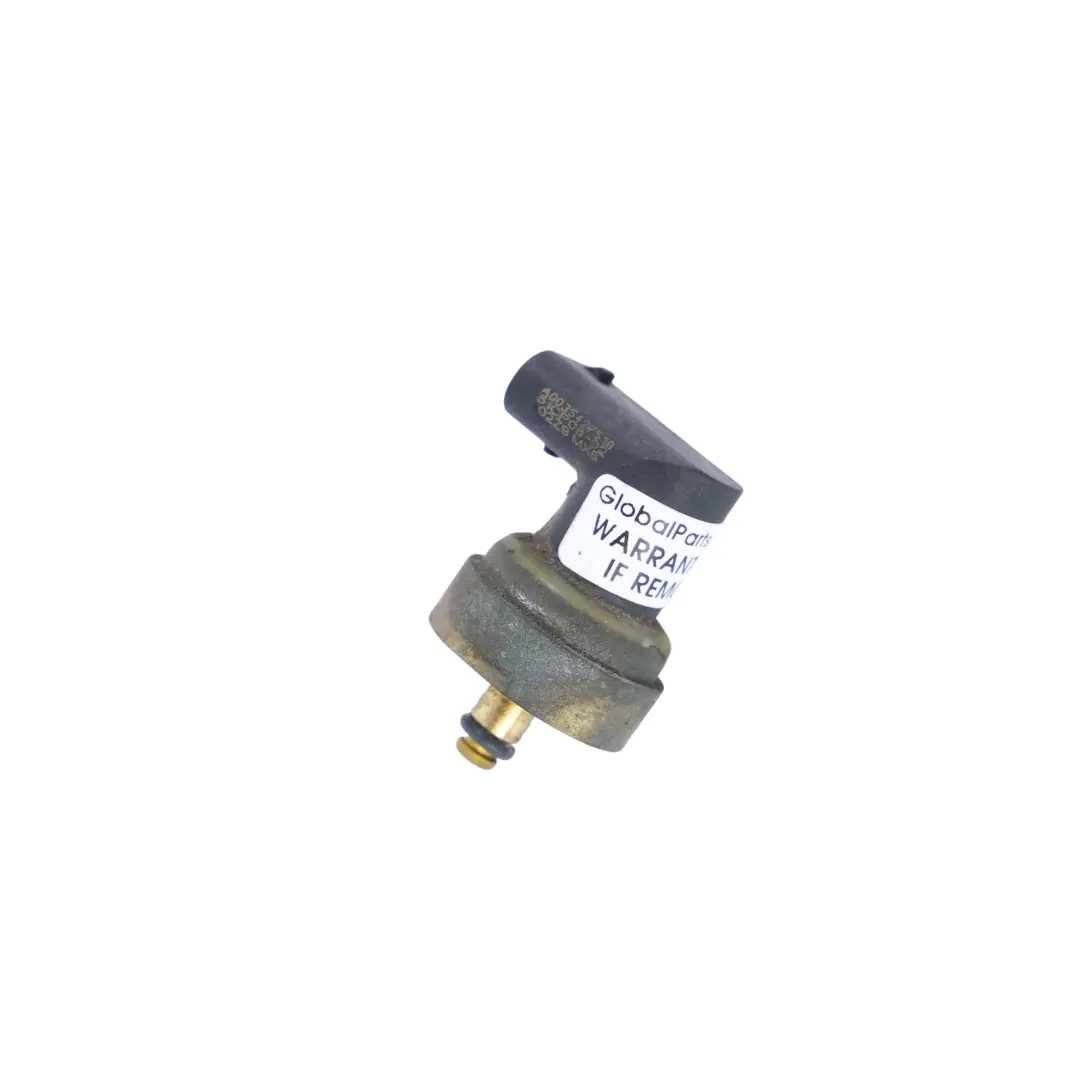 Capteur Pression Pompe Carburant pour Mercedes W204 C207 W212 à propos du numéro de pièce A0009051100 Mercedes W204 C207 W212 Capteur Pression Pompe Carburant - SKU A0009051100 - Numéro de pièce A0009051100