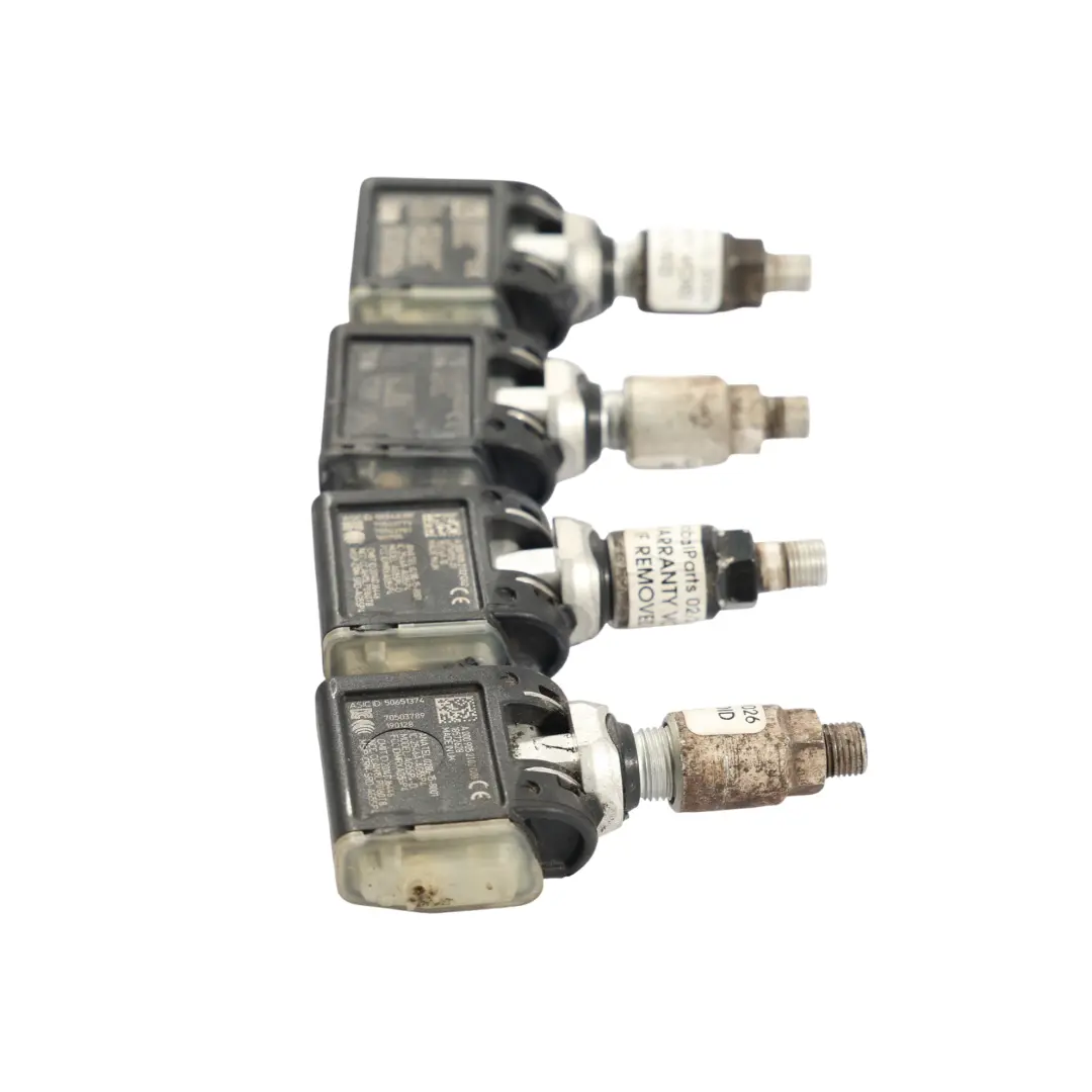 Reifen Druck Sensor TPMS Vorne Hinten SET X4 für Mercedes W213 mit Teilenummer A0009052102 Mercedes W213 Reifen Druck Sensor TPMS Vorne Hinten SET X4 - SKU A0009052102-1 - Teilenummer A0009052102