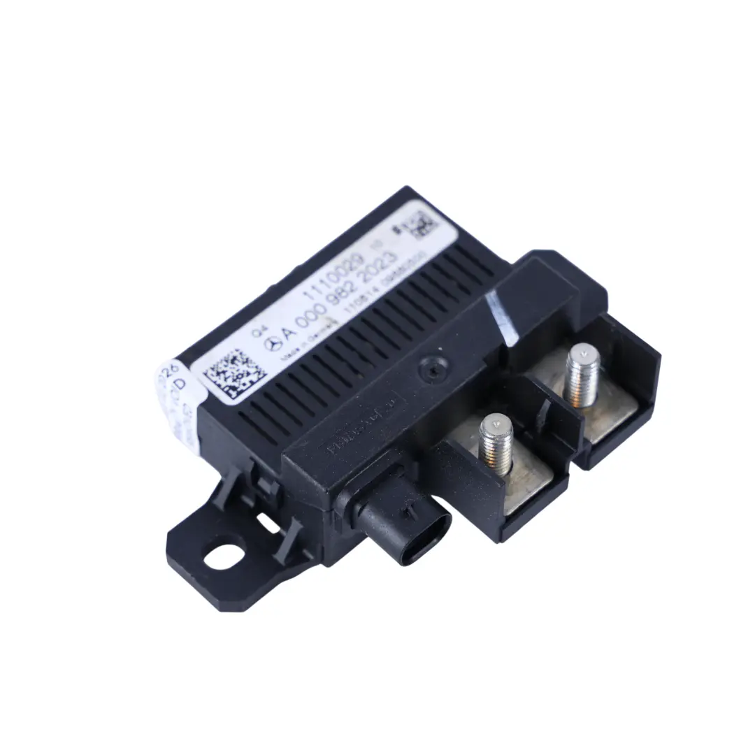 Module Unit to Mercedes W204 W212 W221 Battery Relay with Part number A0009822023 Mercedes W204 W212 W221 Battery Relay Module Unit - SKU A0009822023 - Part number A0009822023
