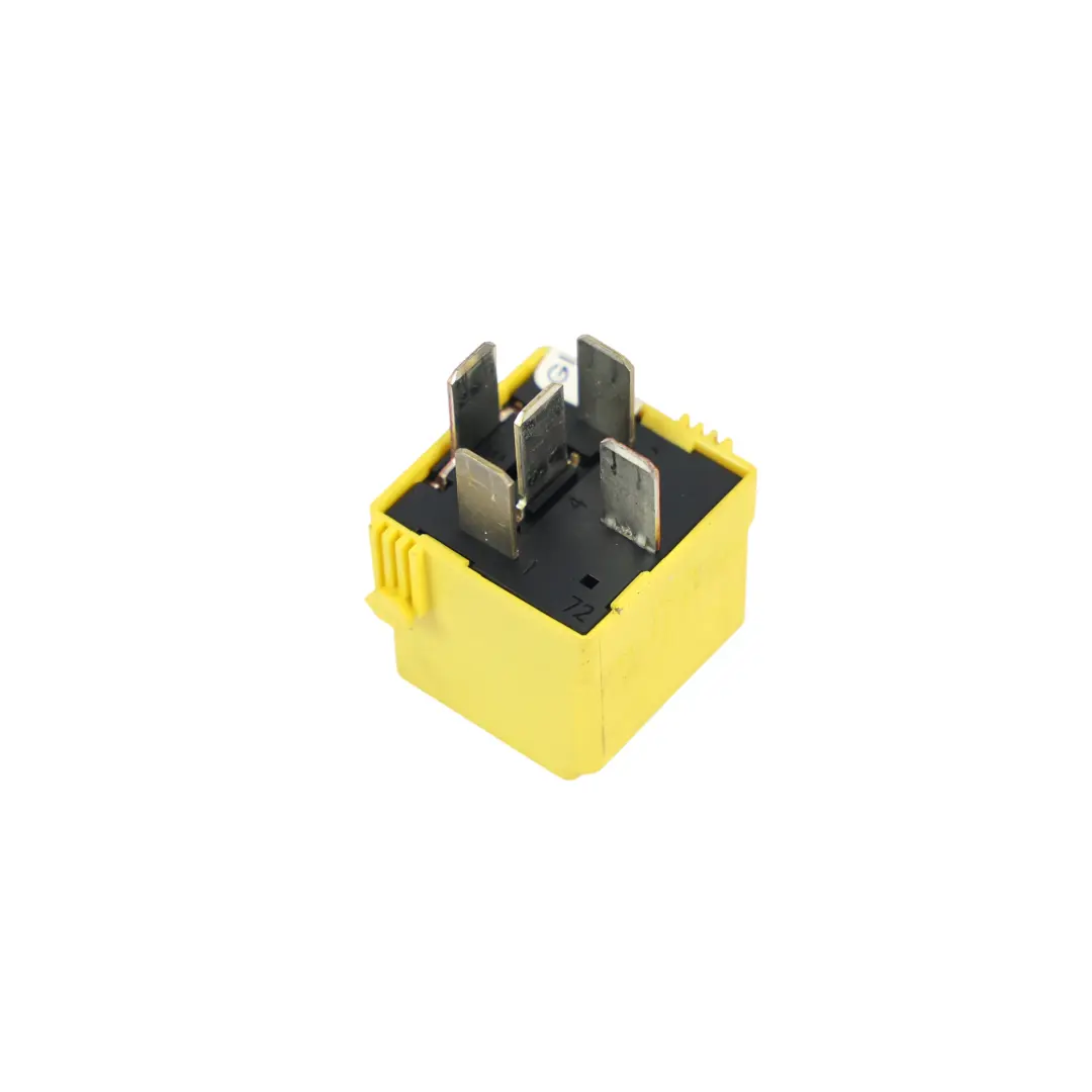 Mercedes W906 Relè Terminale Avviamento 12V - SKU A0009828123 - Numero di parte A0009828123