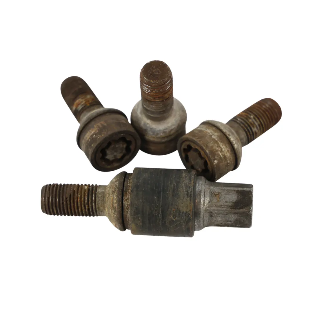 Mercedes W169 W204 W211 Pernos Rueda Delanteros Traseros Set B66470155 - SKU A0009904907-8 - Número de pieza A0009904907
