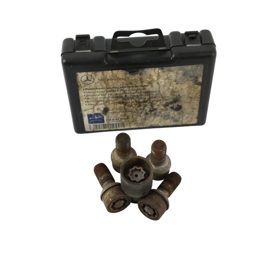 Pernos Rueda Delanteros Traseros Set B66470155 para Mercedes W169 W204 W211 con número de pieza A0009904907 Mercedes W169 W204 W211 Pernos Rueda Delanteros Traseros Set B66470155 - SKU A0009904907-8 - Número de pieza A0009904907