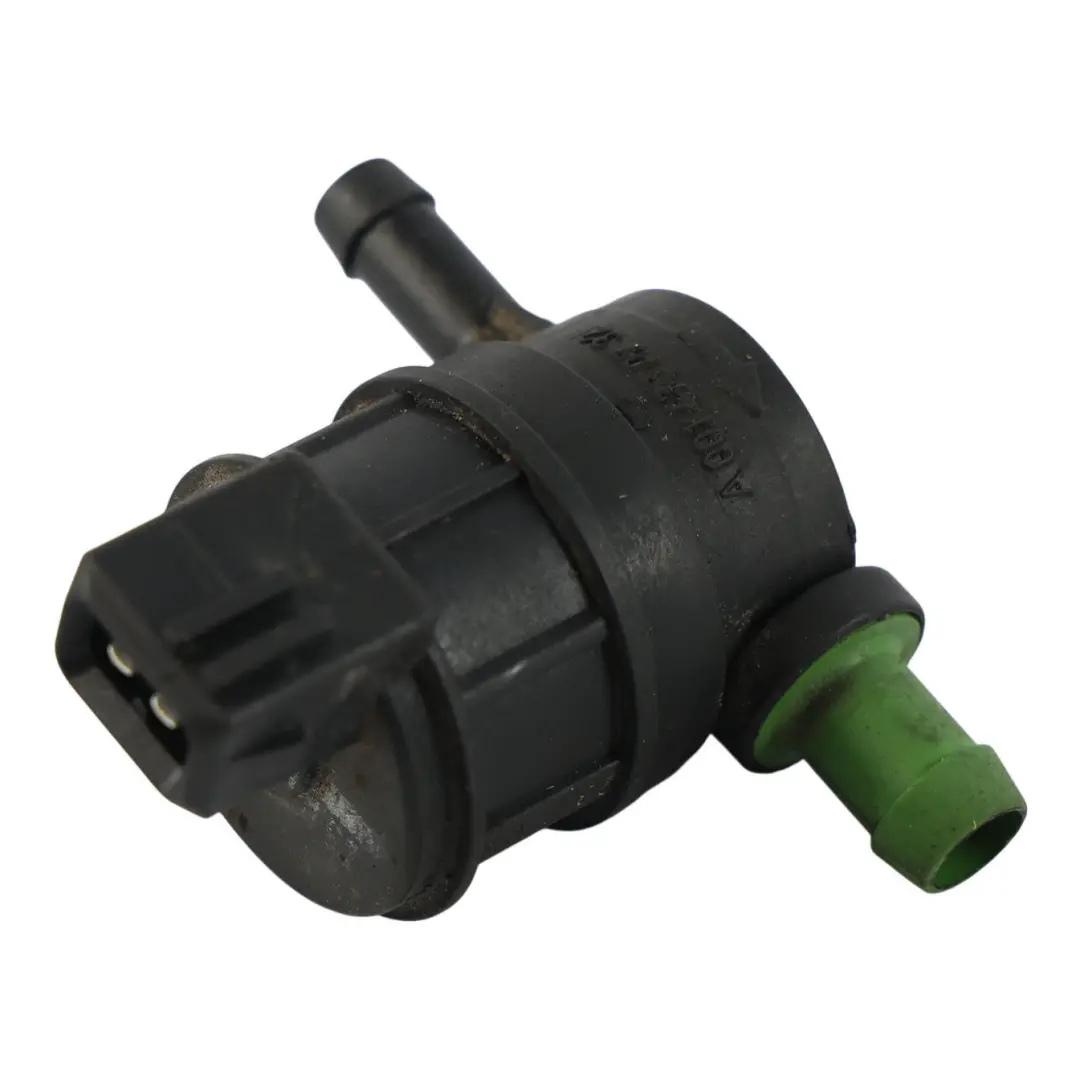 M271 Zawór Regeneracji Paliwa do Mercedes R171 o numerze A0014760732 Mercedes R171 M271 Zawór Regeneracji Paliwa - SKU A0014760732 - Numer Części A0014760732