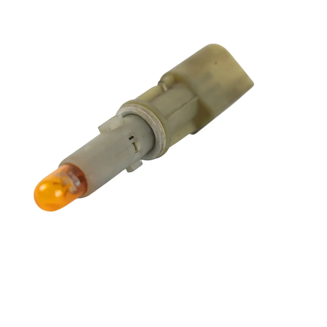Feu de Position Avec Douille Avant Gauche Droite pour Mercedes W164 à propos du numéro de pièce A0018263582 Mercedes W164 Feu de Position Avec Douille Avant Gauche Droite - SKU A0018263582-1 - Numéro de pièce A0018263582