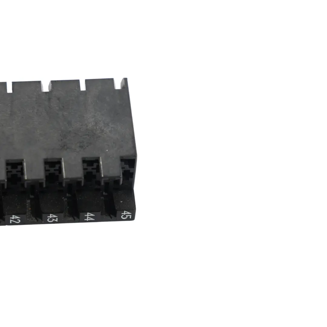 W907 W910 Sicherungskasten Träger für Mercedes W169 W245 mit Teilenummer A0025451301 Mercedes W169 W245 W907 W910 Sicherungskasten Träger - SKU A0025451301 - Teilenummer A0025451301