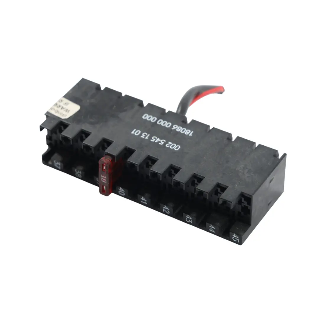 W907 W910 Porte Fusibles pour Mercedes W169 W245 à propos du numéro de pièce A0025451301 Mercedes W169 W245 W907 W910 Porte Fusibles - SKU A0025451301 - Numéro de pièce A0025451301