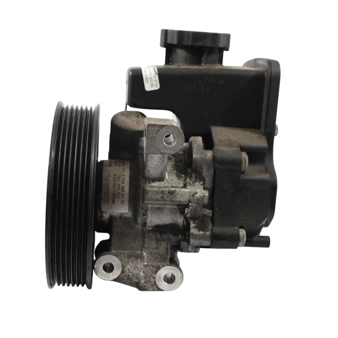 M271 Benzyna Pompa Wspomagania do Mercedes W203 o numerze A0034664101 Mercedes W203 M271 Benzyna Pompa Wspomagania - SKU A0034664101-1 - Numer Części A0034664101