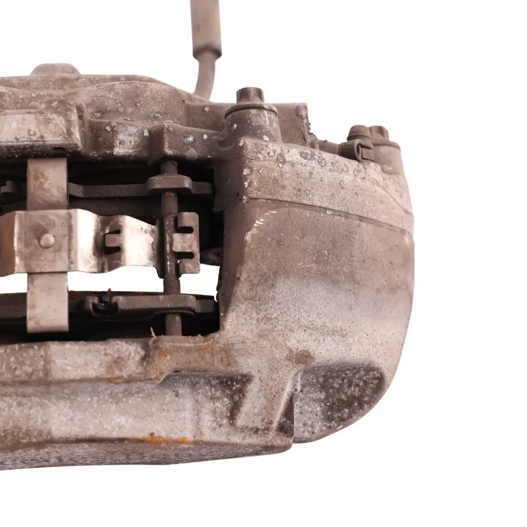 Bremssattel Mercedes W205 vorne rechts Radbremseinheit für AMG mit Teilenummer A0114219698 AMG Bremssattel Mercedes W205 vorne rechts Radbremseinheit - SKU A0114219698 - Teilenummer A0114219698