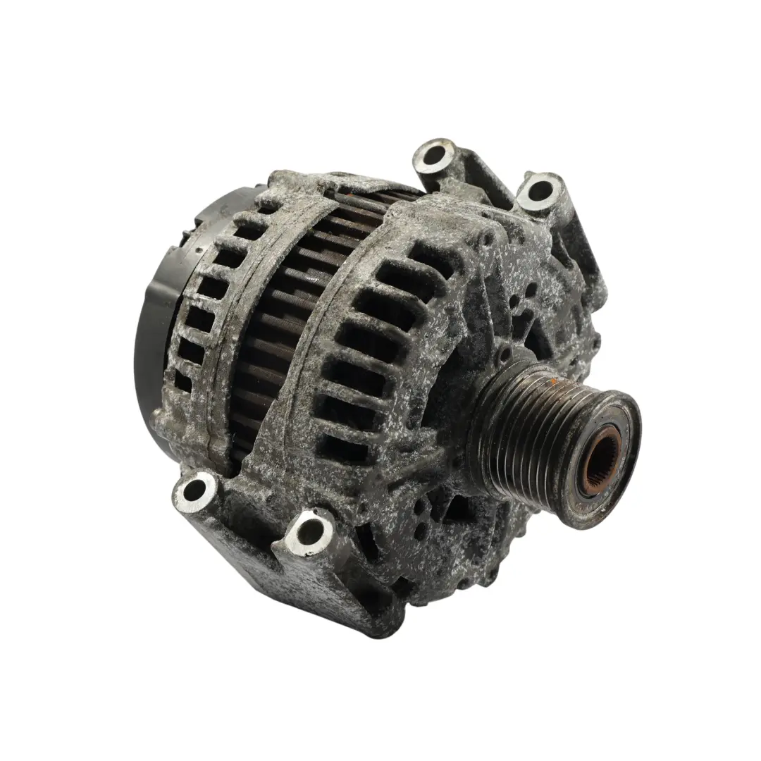 OM642 CDI Altenatore Generatore 14V 220A per Mercedes ML W164 W221 W251 con numero di parte A0131540902 Mercedes ML W164 W221 W251 OM642 CDI Altenatore Generatore 14V 220A - SKU A0131540902 - Numero di parte A0131540902