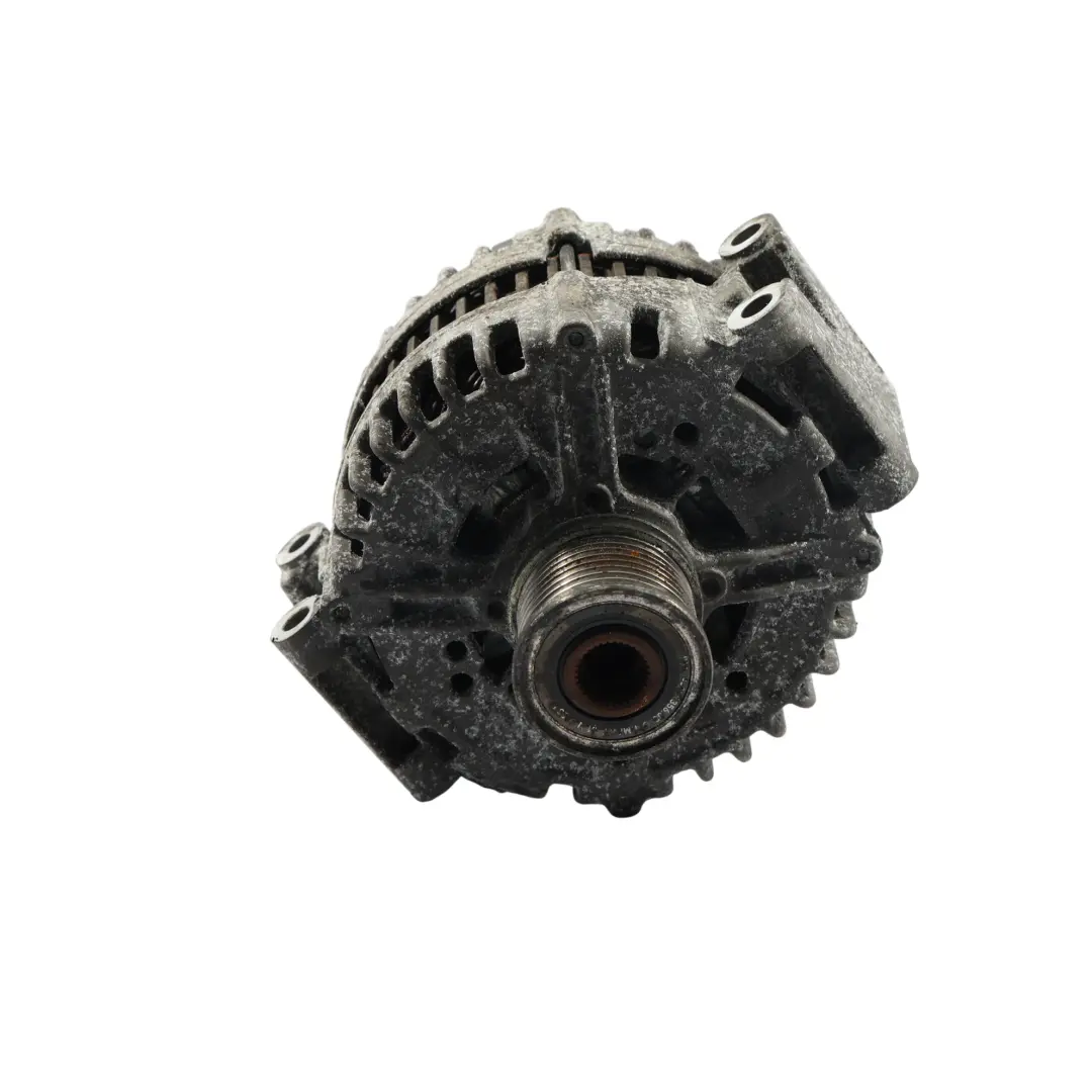 OM642 CDI Altenator 14V 220A do Mercedes ML W164 W221 W251 o numerze A0131540902 Mercedes ML W164 W221 W251 OM642 CDI Altenator 14V 220A - SKU A0131540902 - Numer Części A0131540902