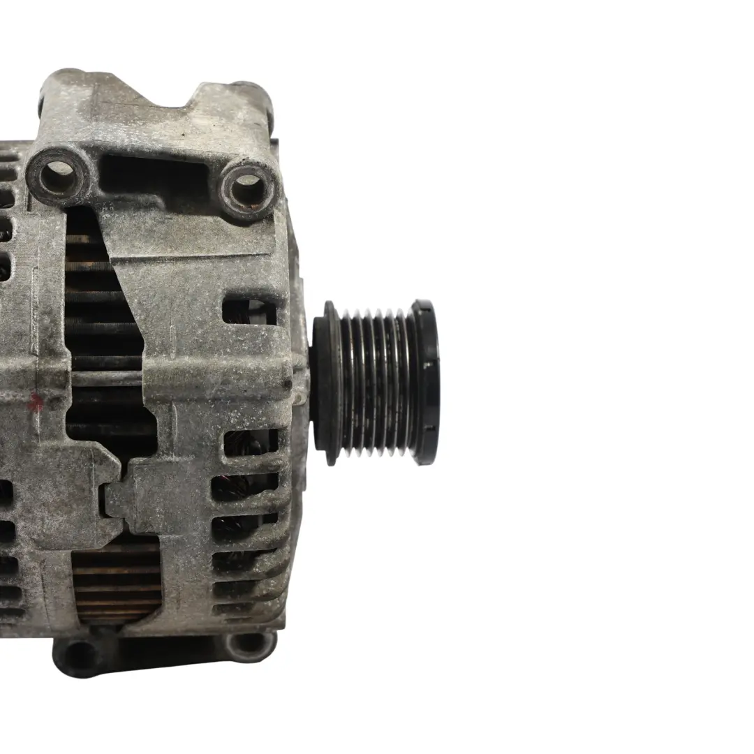 OM642 Moteur Diesel Alternateur Générateur 14V 220A pour Mercedes W164 à propos du numéro de pièce A0141541302 Mercedes W164 OM642 Moteur Diesel Alternateur Générateur 14V 220A - SKU A0141541302-1 - Numéro de pièce A0141541302