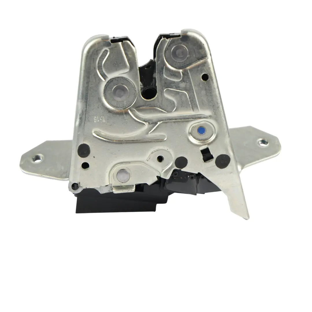 Actuador Cierre Puerta Trasera Maletero para Mercedes S205 con número de pieza A0997400300 Mercedes S205 Actuador Cierre Puerta Trasera Maletero - SKU A0997400300 - Número de pieza A0997400300