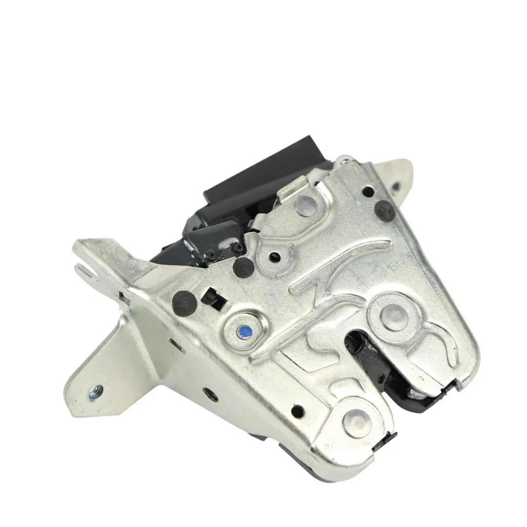 Zamek Klapy Bagażnika do Mercedes S205 o numerze A0997400300 Mercedes S205 Zamek Klapy Bagażnika - SKU A0997400300 - Numer Części A0997400300