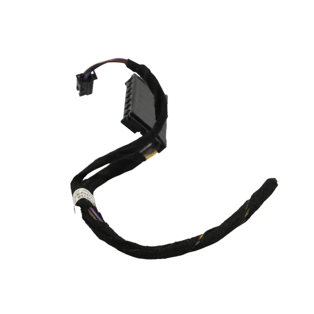 Wtyczka Kabel Tylnej Lampy Lewa Strona do Mercedes CLA C117 o numerze A1179069700 Mercedes CLA C117 Wtyczka Kabel Tylnej Lampy Lewa Strona - SKU A1179069700-1 - Numer Części A1179069700