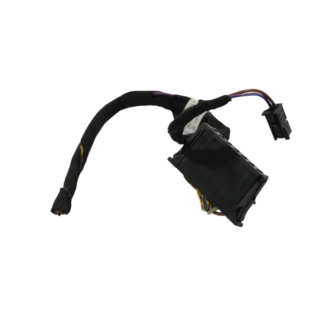 Mercedes CLA C117 Douille De Feu Arrière Gauche - SKU A1179069700-1 - Numéro de pièce A1179069700