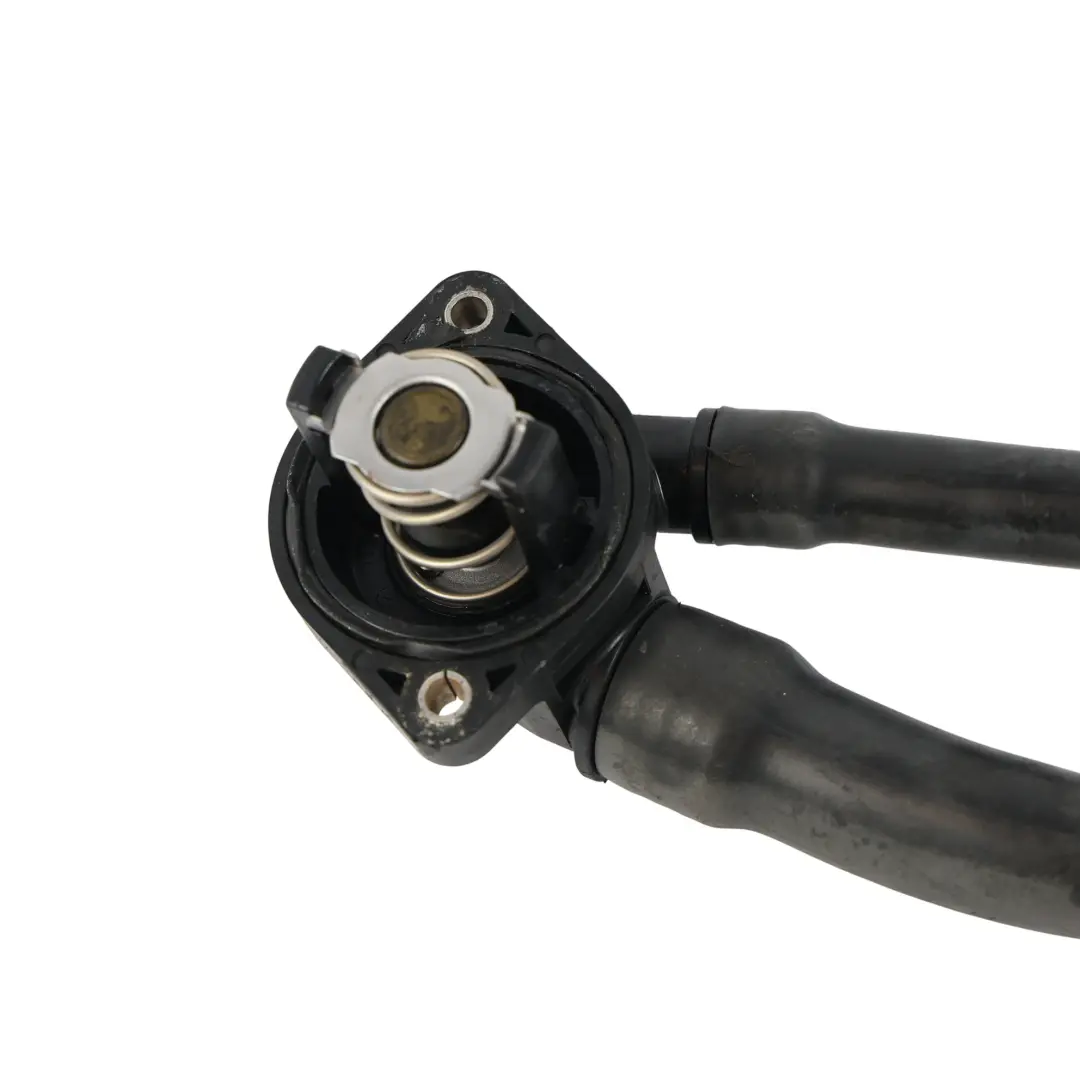 Pompa Acqua Termostato Tubo Refrigerante M132 per Smart Fortwo 451 con numero di parte A1322000015 Smart Fortwo 451 Pompa Acqua Termostato Tubo Refrigerante M132 - SKU A1322000015 - Numero di parte A1322000015