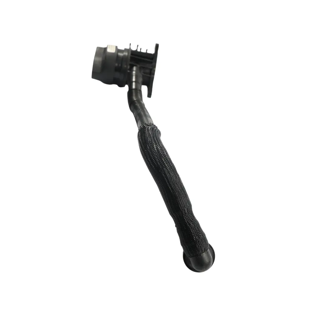 Wąż Korek Wlewu Oleju Silnika M133 Benzyna A45 A2700100001 do Mercedes W176 o numerze A1330100470 Mercedes W176 Wąż Korek Wlewu Oleju Silnika M133 Benzyna A45 A2700100001 - SKU A1330100470 - Numer Części A1330100470