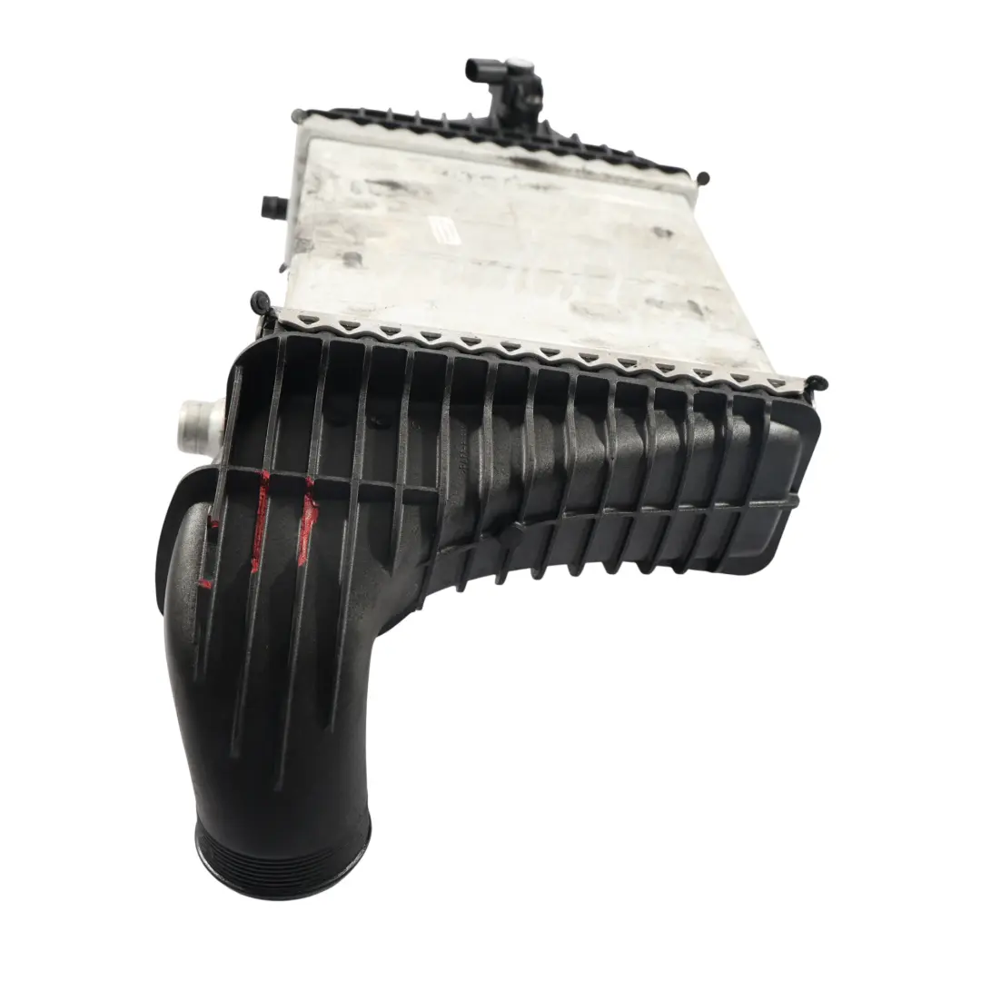 Radiador Intercooler Enfriador De Aire De Carga A45 para Mercedes W176 con número de pieza A1330900014 Mercedes W176 Radiador Intercooler Enfriador De Aire De Carga A45 - SKU A1330900014-1 - Número de pieza A1330900014
