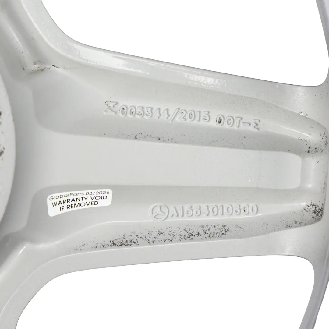 Jante Alliage AMG Gris 19" 8J ET:43,5 5-Spoke pour Mercedes GLA X156 à propos du numéro de pièce A1564010600 Mercedes GLA X156 Jante Alliage AMG Gris 19" 8J ET:43,5 5-Spoke - SKU A1564010600-6 - Numéro de pièce A1564010600