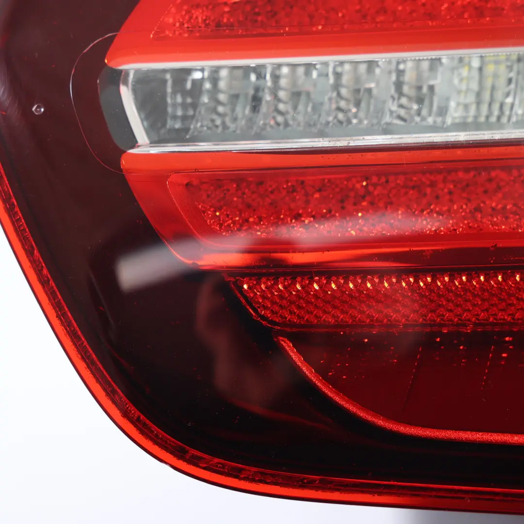 Lampa Tylna LED Wewnętrzna Prawa do Mercedes GLA X156 o numerze A1569069000 Mercedes GLA X156 Lampa Tylna LED Wewnętrzna Prawa - SKU A1569069000-1 - Numer Części A1569069000